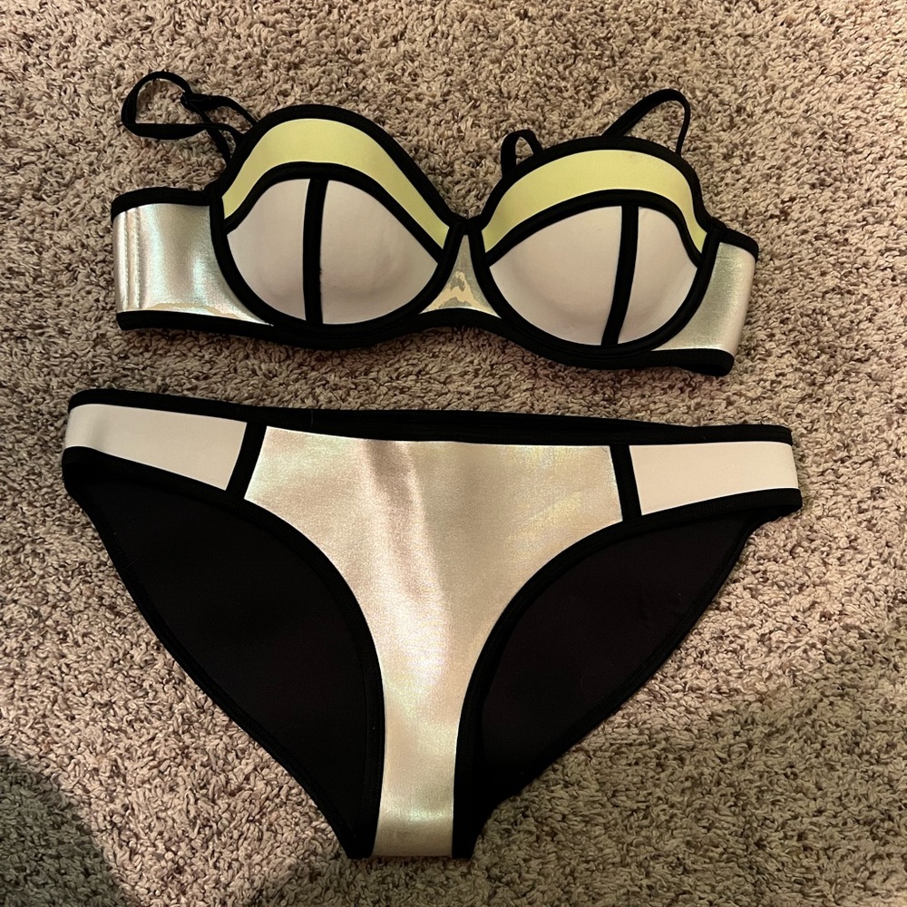 Triangl bikini